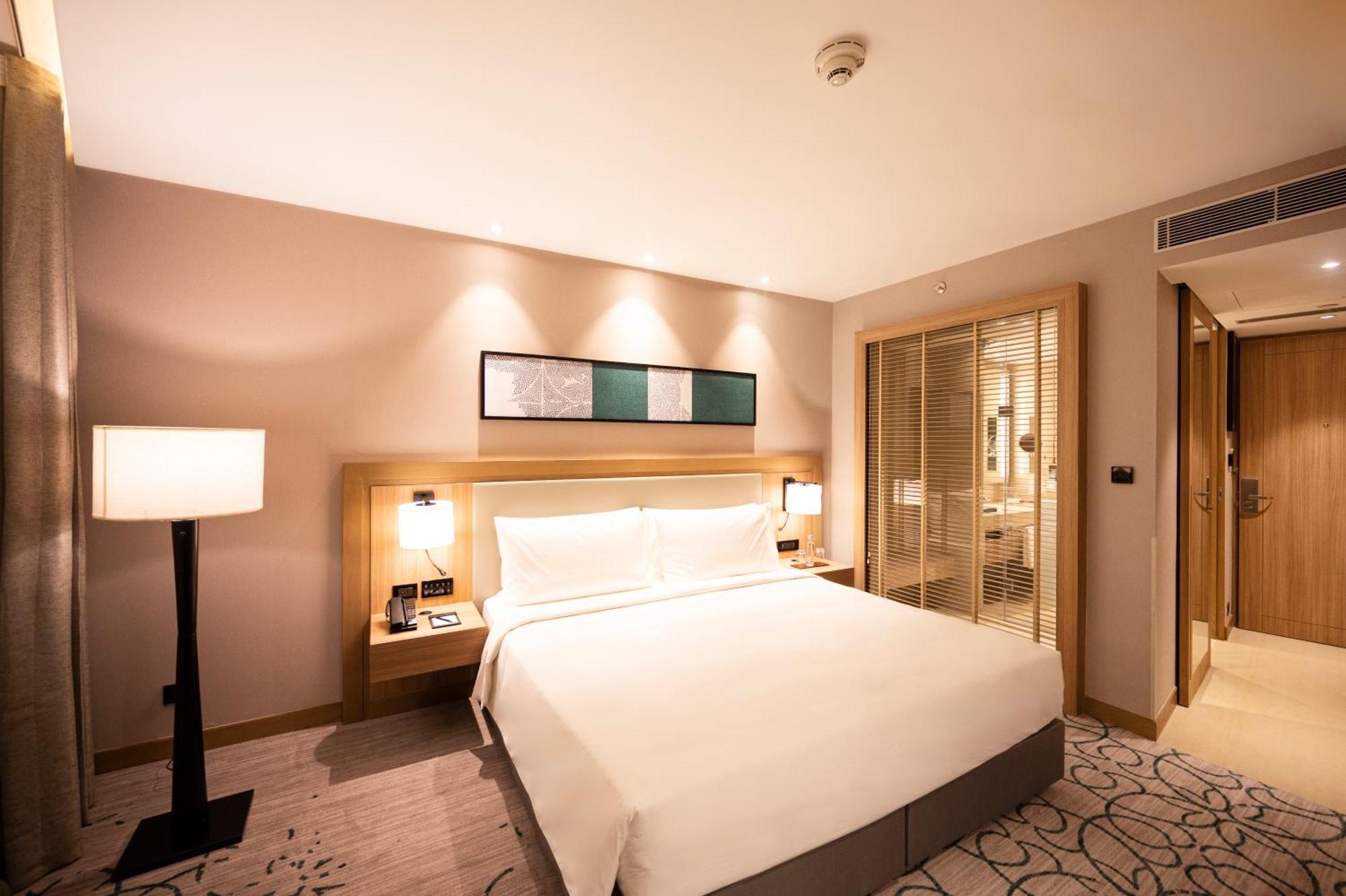 Lyfe Hotel Bhubaneswar Eksteriør bilde