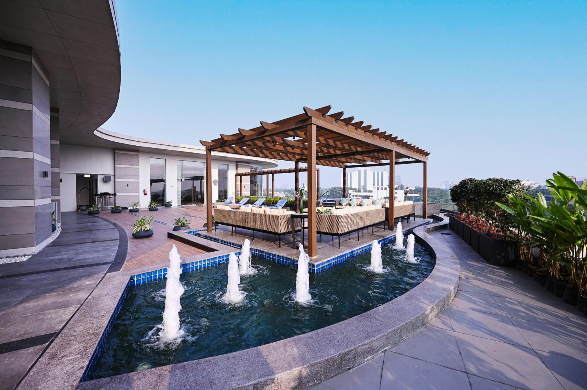 Lyfe Hotel Bhubaneswar Eksteriør bilde